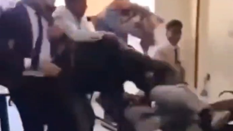 جانب من المشاجرة