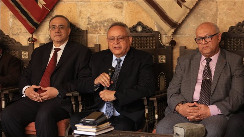 جانب من الندوة 