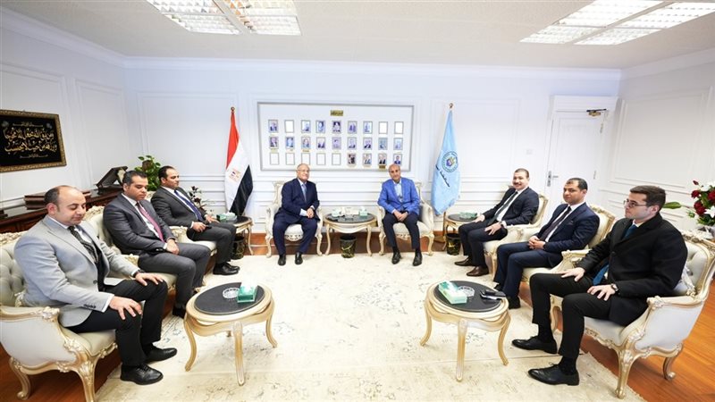 صورة من اللقاء
