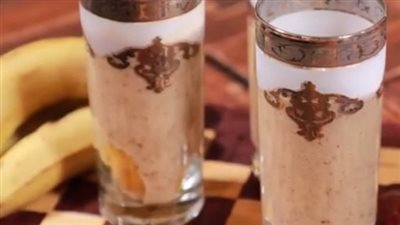 طريقة عمل كوكتيل التمر والموز.. عصير رمضاني صحي ومنعش 	