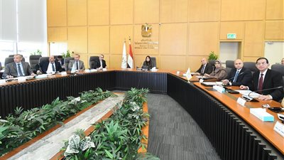 وزيرة الإسكان تترأس الاجتماع الثاني لمجلس إدارة الجهاز القومي لتنظيم الإعلانات