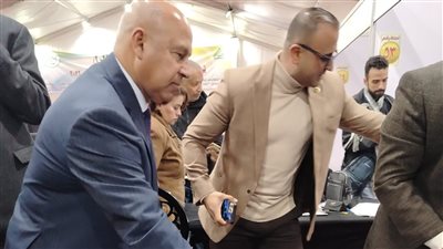 كامل الوزير يدلي بصوته في جولة الإعادة لانتخابات نقابة المهندسين