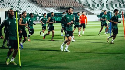 تشكيل الأهلي والقادسية بالدوري السعودي.. محرز وتوني يقودان قلعة الكؤوس