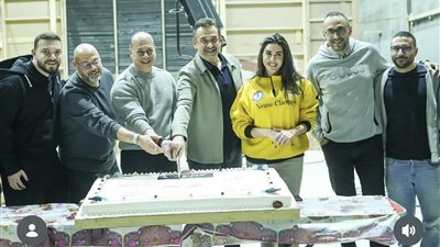 كريم عبدالعزيز وياسمين صبري يحتفلان ببدء تصوير فيلم مطلوب عائليا