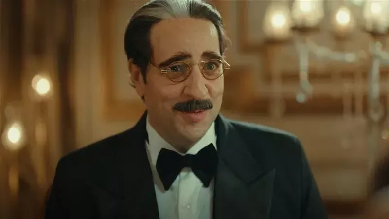 أحمد أمين 
