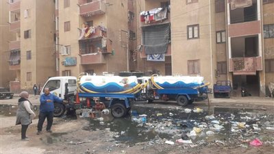 تحرك سريع لحي غرب سوهاج بعد شكاوى المواطنين من تراكم القمامة