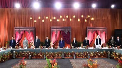 الرئيس السيسي: خسرنا 10 مليارات دولار من إيرادات قناة السويس بسبب الأزمات