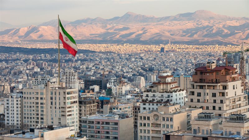 إيران