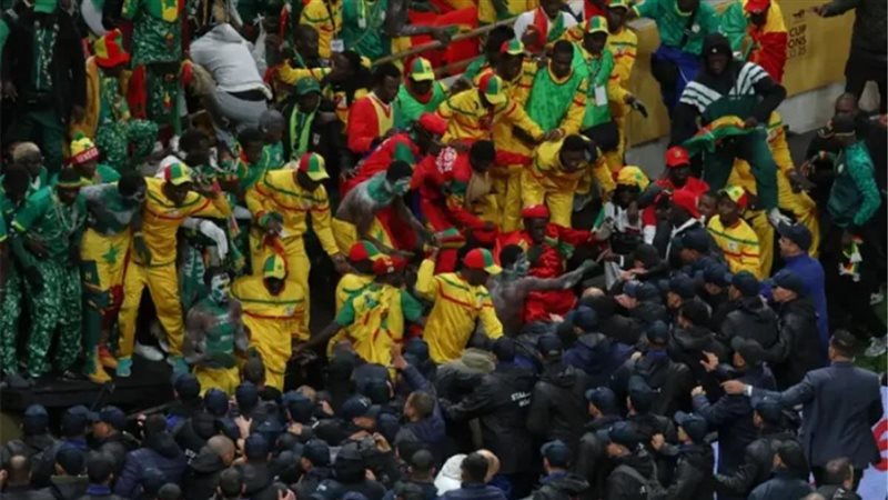 أزمة نهائي أمم إفريقيا