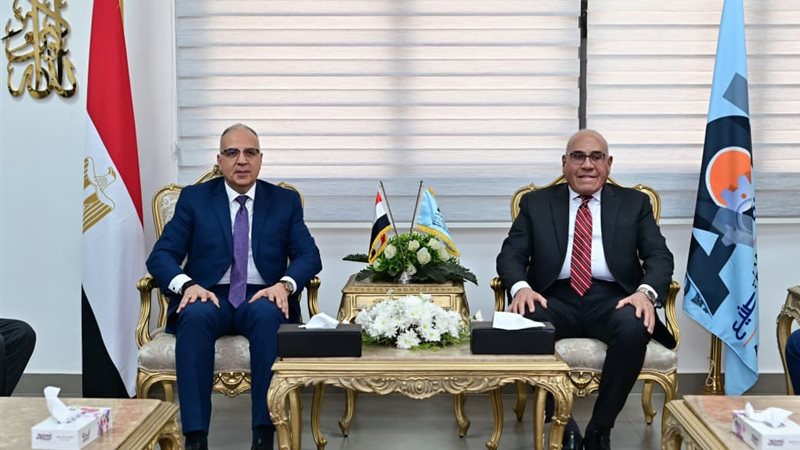جانب من الزيارة