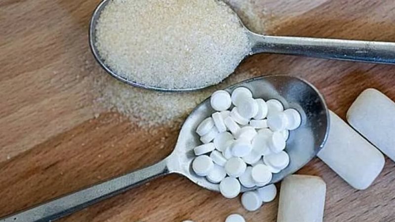السكر العادي أم بدائله