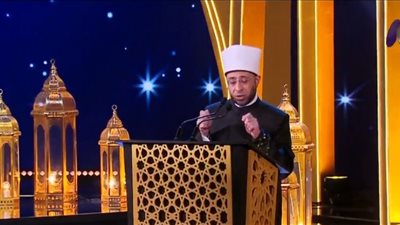 وزير الأوقاف يهنئ الرئيس والشعب المصري بليلة القدر وقرب حلول عيد الفطر