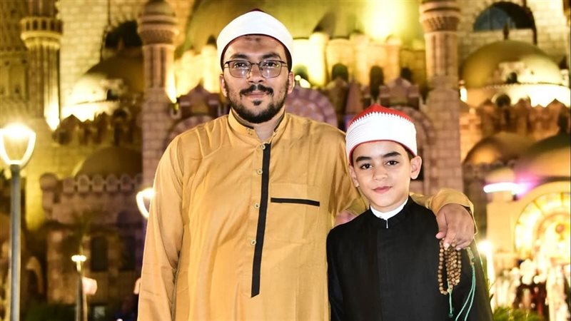 القلاجى وشيخه