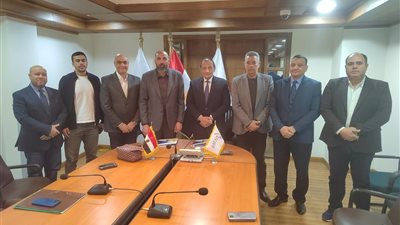 موانئ البحر الأحمر توقع عقد انتفاع مع ترسانة الجيزة لبناء وإصلاح السفن