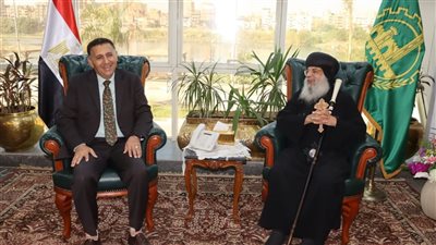 محافظ القليوبية يستقبل وفد قساوسة الكنيسة الإنجيلية لتقديم التهاني بالعيد