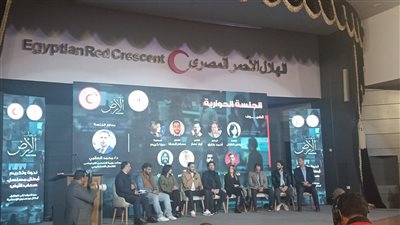 السقا: كنت متحمس للعمل حتى لو هطلع في مشهد واحد بـ«أصحاب الأرض»