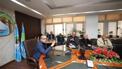 رئيس شركة الصرف الصحي بالإسكندرية يعلن رفع درجة الاستعداد لمواجهة موجة الأمطار