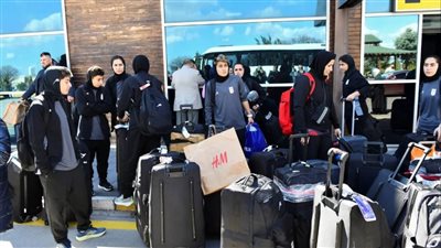 منتخب إيران للسيدات يصل إلى وطنه بعد أزمة اللجوء لأستراليا
