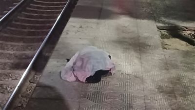 ما لحقش يلبس لبس العيد.. مصرع طفل صدمه قطار عند مزلقان منقباد بأسيوط