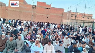 ساحات مراكز الشباب بالفيوم تستقبل الاف المصليين لأداء صلاة عيد الفطر المبارك 