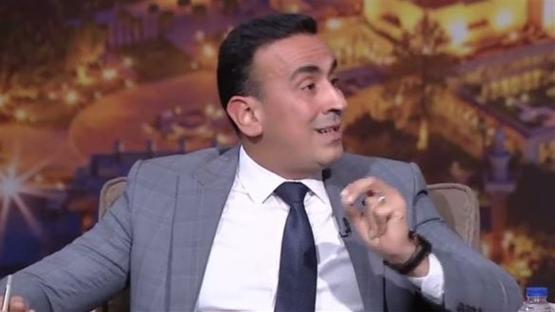 الكاتب الصحفي محمد
