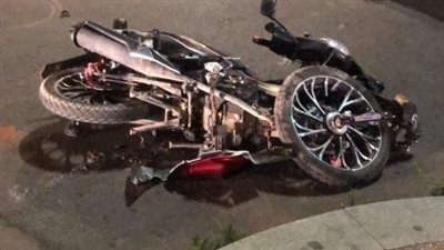 مصرع شاب وإصابة آخر في تصادم دراجتين ناريتين بعزبة البنك بالقليوبية