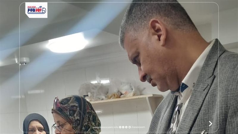 جانب من اللجنة 