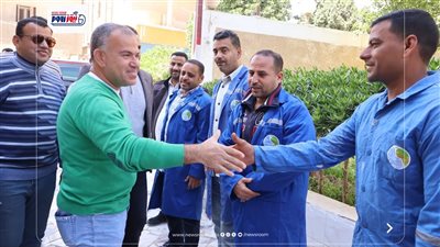 رئيس مياه الفيوم يلتقي العاملين بمراكز الصيانة ومحطات الصرف الصحي بأبشواي