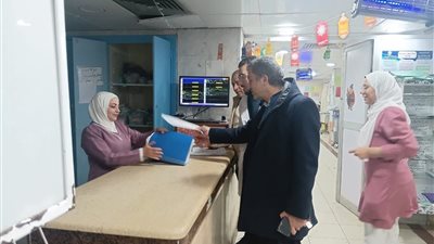 156 جلسة علاج طبيعي بمستشفيات دمياط خلال عيد الفطر لمتابعة انتظام العمل