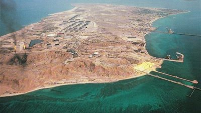 ماذا سيحدث في غضون ساعتين إذا هبطت القوات الأمريكية على جزيرة خرج؟