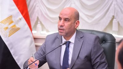 203 محاضر ضد المنشآت المخالفة..العمل تكثف التفتيش على المنشآت لحماية العمال