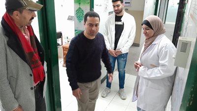 وكيل وزارة الصحة بدمياط يواصل جولاته الميدانية لمتابعة انتظام الخدمة