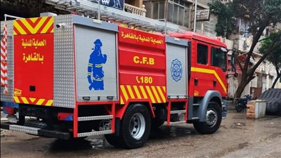 خوفا من تسريب غاز مفاجئ.. تمركز سيارات إطفاء بمنطقة حدائق القبة