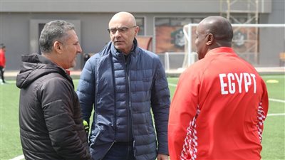 منتخب الناشئين يواصل استعداداته لتونس.. ودرويش يحفز اللاعبين 