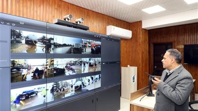 محافظ الشرقية يتابع إزالة تجمعات مياه الأمطار عبر الشبكة الوطنية للطوارئ