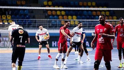 الأهلي يفوز على الزمالك ويتوج بلقب دوري السوبر للكرة الطائرة