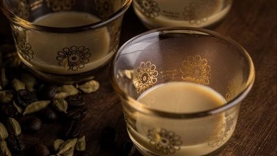 طريقة تحضير القهوة السعودية الأصيلة خطوة بخطوة في المنزل 	