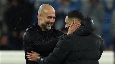 جوارديولا يكسر صمته ويتحدث عن رحيل محمد صلاح: «كان دائمًا السلاح الأقوى»