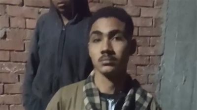 شاب بأسيوط يعيد 120 ألف جنيه لتاجر مواشي عثر عليها في كيس أسود