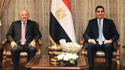 وزير الرياضة وأبو ريدة يدعمان بعثة الناشئين قبل موقعة تونس