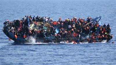 مأساة في المتوسط.. مصرع 22 مهاجرًا باليونان بعد 6 أيام عالقين في البحر