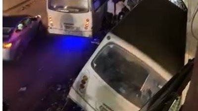 دخل في البلكونة.. انقلاب أتوبيس أعلى نزلة كوبري أحمد عرابي بالجيزة