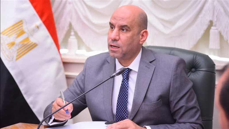 وزير العمل