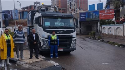 مياه القناة: انتشار المعدات والسيارات لمواجهة الأمطار 