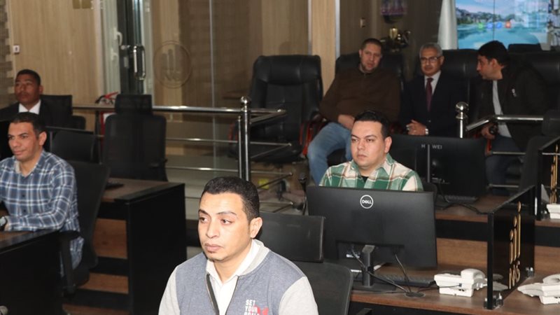 محافظ بنى سويف والسكرتير