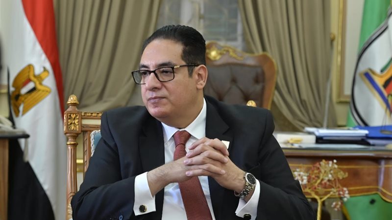 رئيس جامعة القاهرة