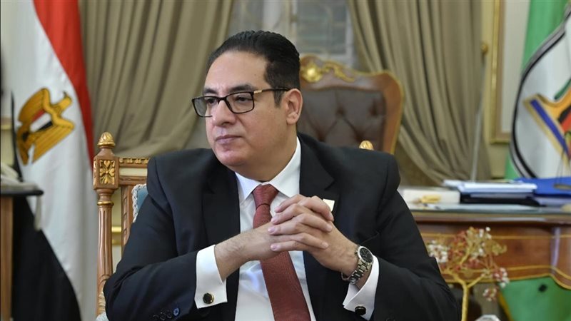 رئيس جامعة القاهرة