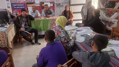 قصور الثقافة بأسيوط تحتفي بعيد الأم.. والمحافظ: فعاليات تعزز القيم 