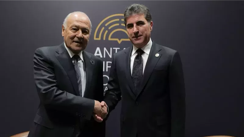 أبو الغيط و بارزاني