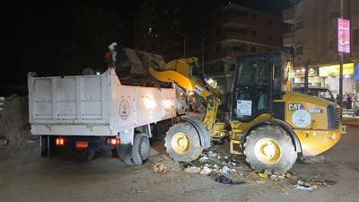 استكمال حملات النظافة بحي الهرم بالجيزة بالتعاون مع هيئة النظافة والتجميل
